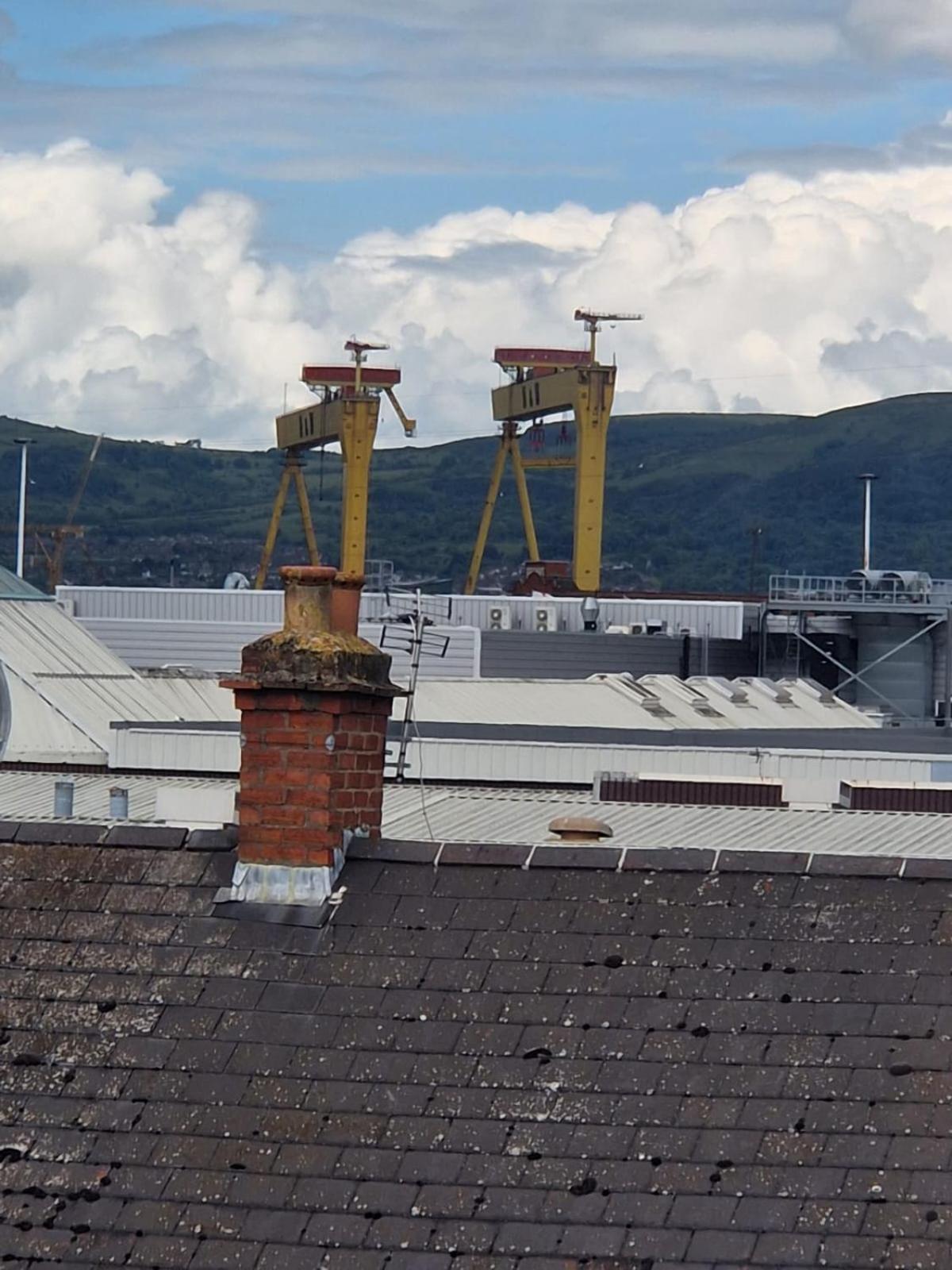 Attic Style 2 Bed Duplex Apartment With Rooftop Patio Belfast Exterior foto