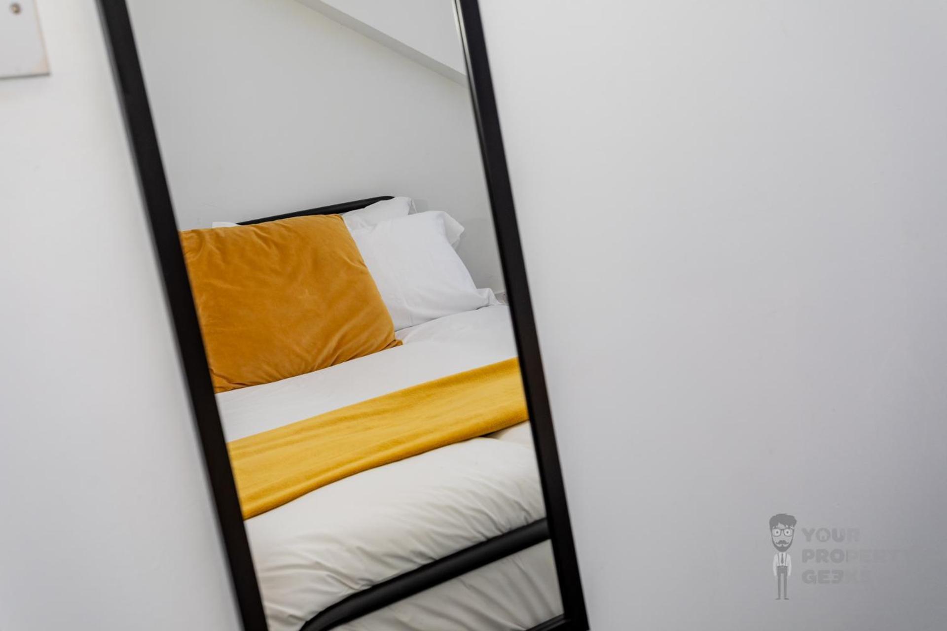 Attic Style 2 Bed Duplex Apartment With Rooftop Patio Belfast Exterior foto