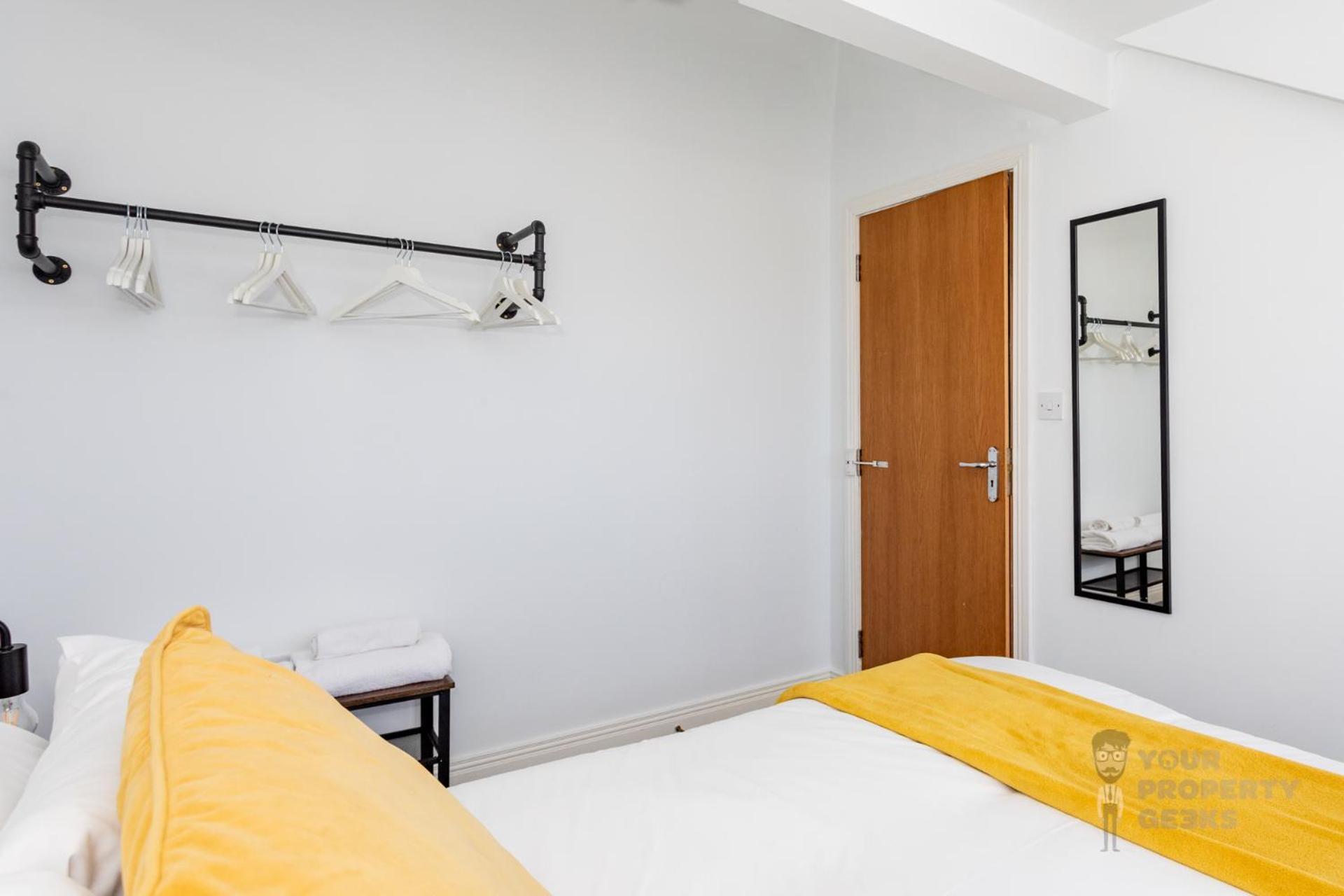 Attic Style 2 Bed Duplex Apartment With Rooftop Patio Belfast Exterior foto